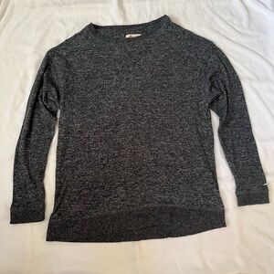 Women’s Gray Hollister Sweater
